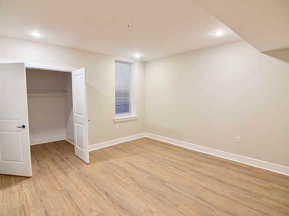 5th image of 1229 N Franklin St #2R