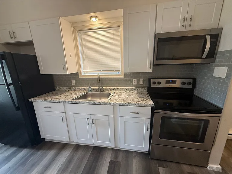 19 Walnut Street — Photo 22