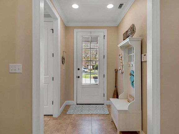 4th image of 116 Black Bear Cir
