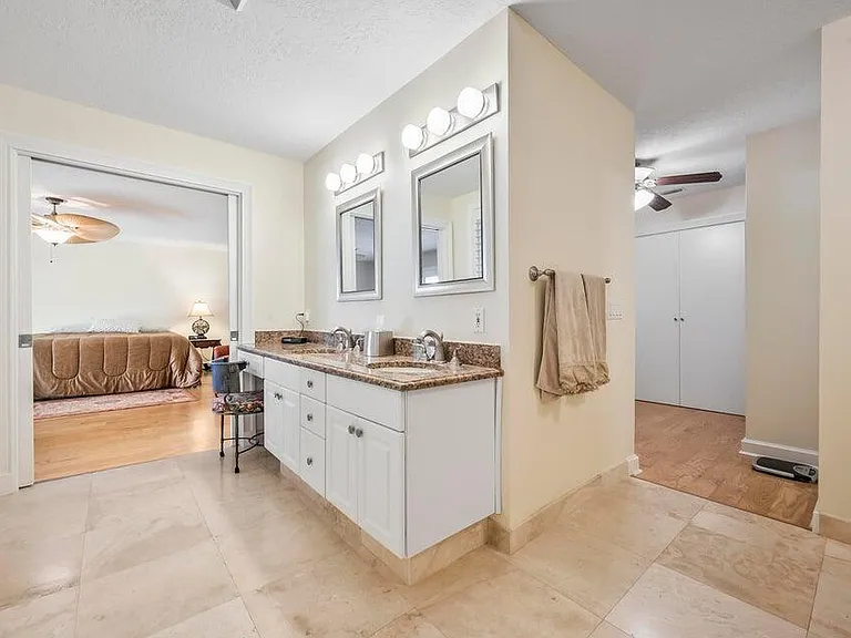 14394 Cypress Island Ct — Photo 30