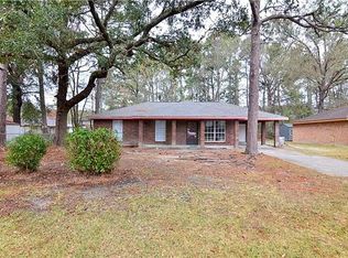 208 Martin Luther King Dr, Covington, LA 70433