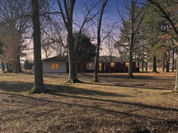 2001 Arrowhead Farm Rd, Jonesboro, AR 72401
