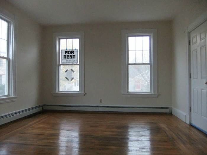 1st image of 161 Greenwood St