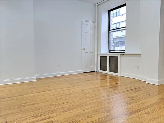 Rented by Halstead Real Estate | media 10