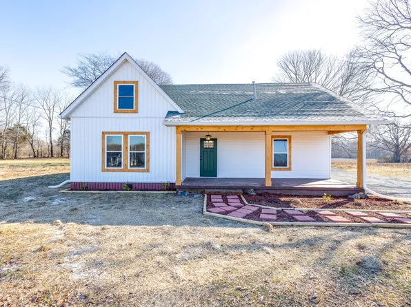 328 Parker Rd, Portland, TN 37148