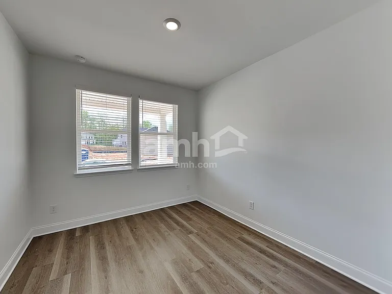 125 Hickory Pointe Rd — Photo 14