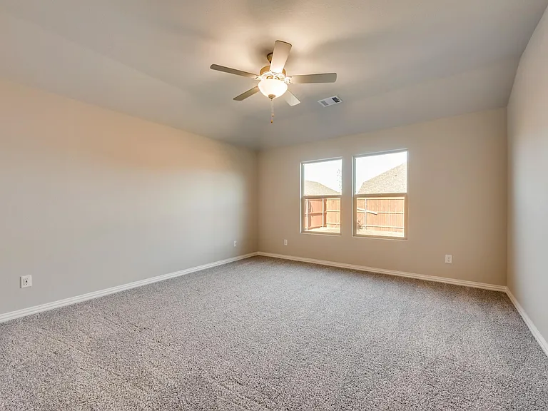 2124 Sun Star Dr — Photo 24