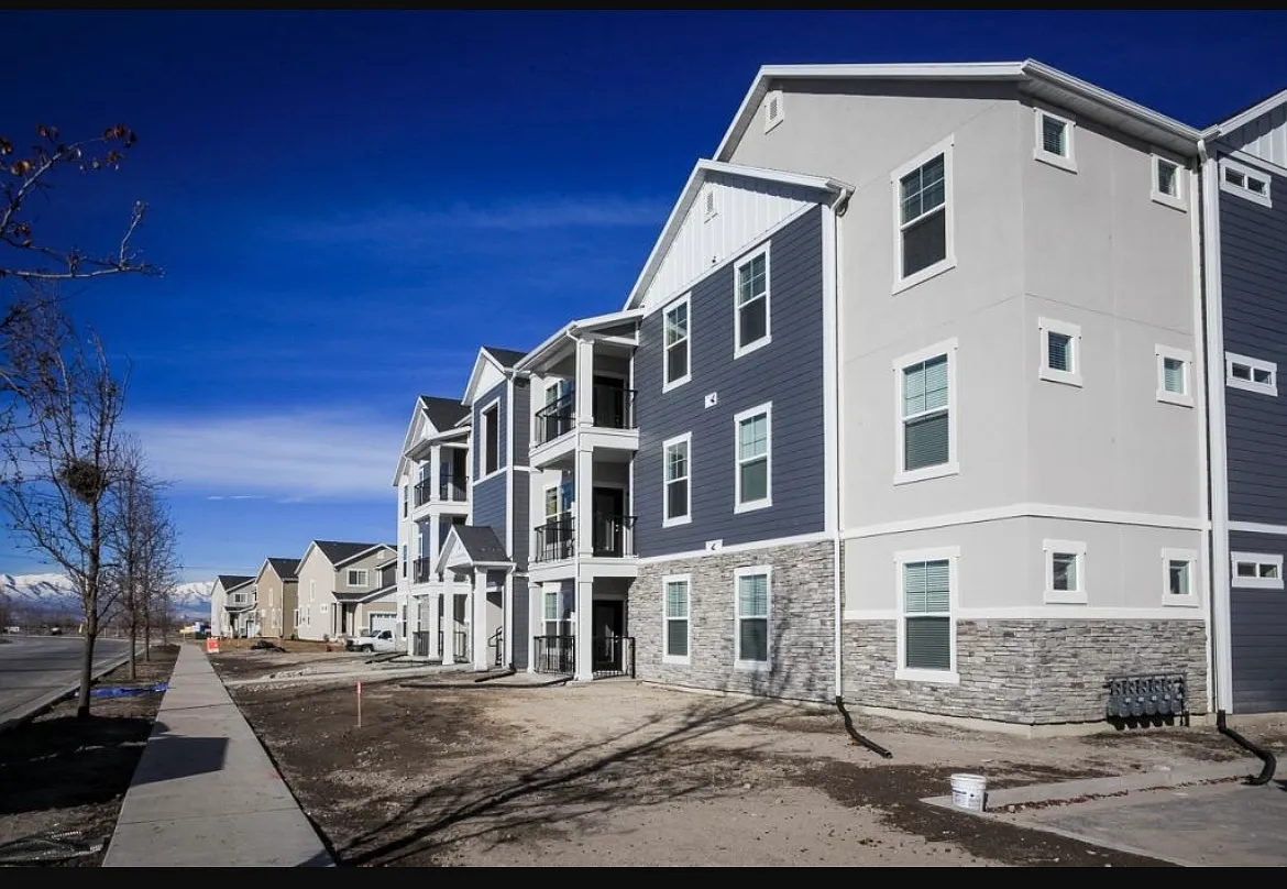 14484 S Ronan Ln — Photo 2