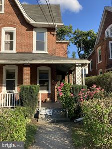 31 Thomas Ave, Bryn Mawr, PA, 19010