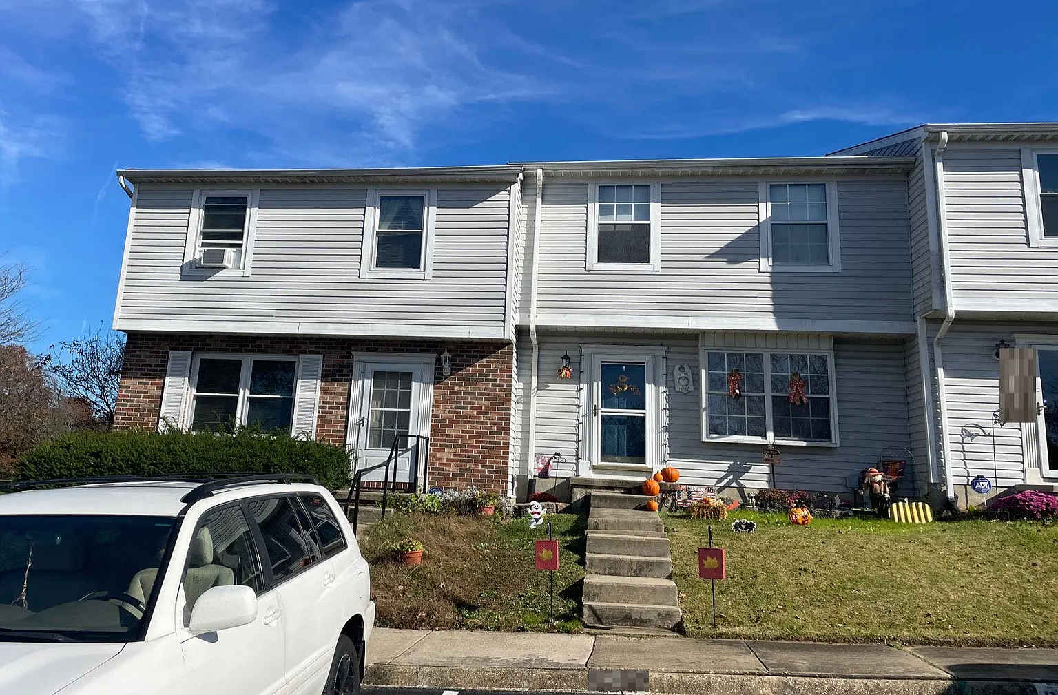827 Olive Branch Ct photo 1
