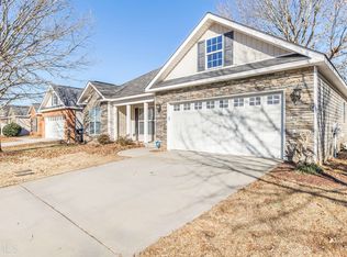 202 Weatherwood Rd, Kathleen, GA 31047