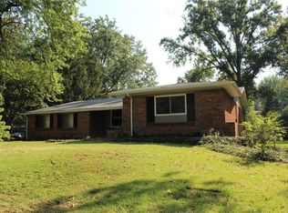 12460 Cape Cod Dr, Saint Louis, MO 63146