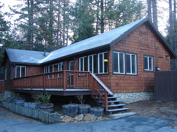 Entry Deck