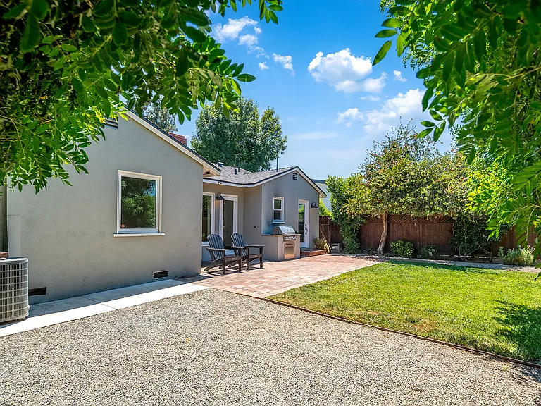 14527 Addison St — Photo 25