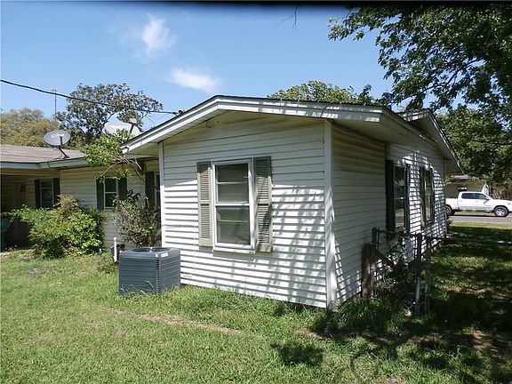 4th image of 3002 Winfield Dr