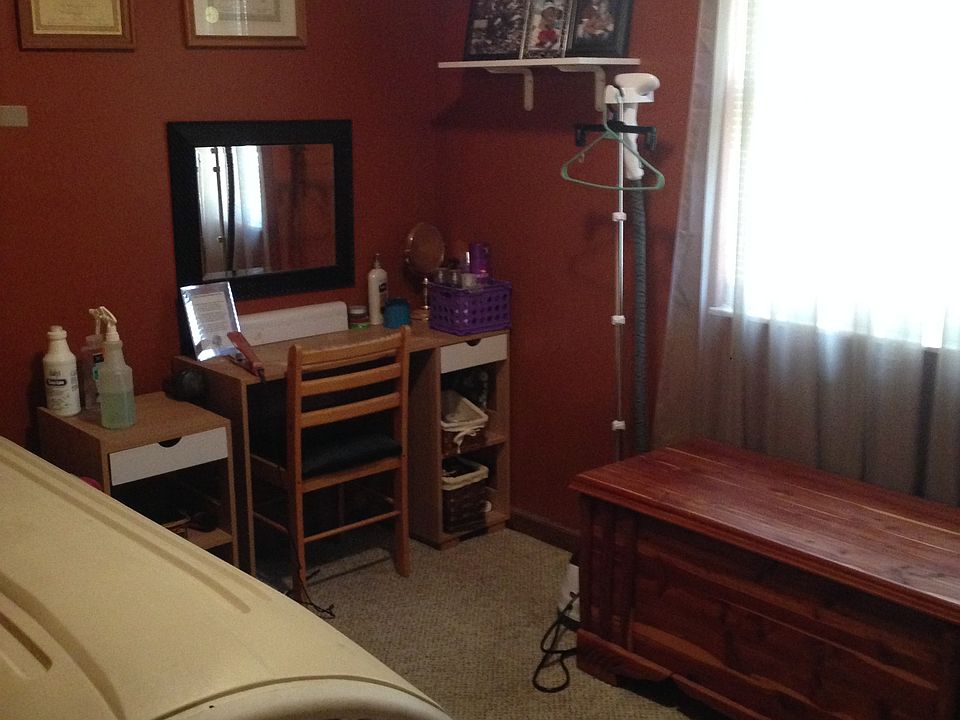 1st image of 1654 Meadow Run Dr