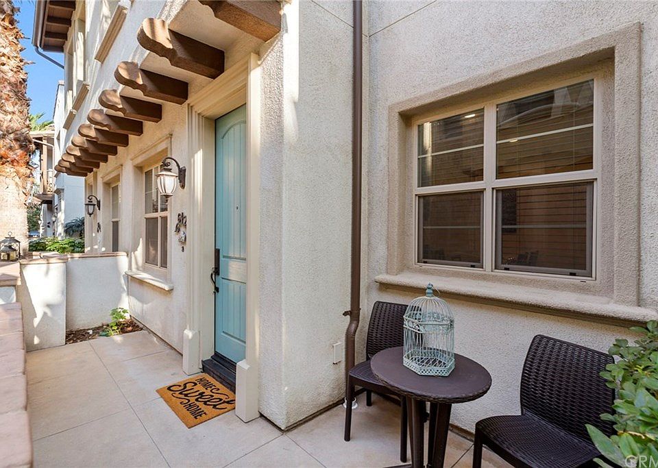 1st image of 642 S Casita St