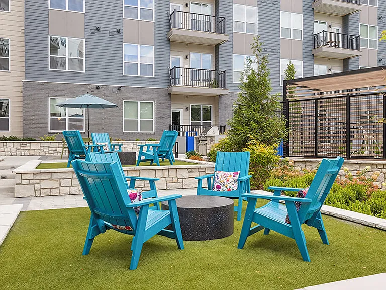 Jayden Apartments — Photo 31