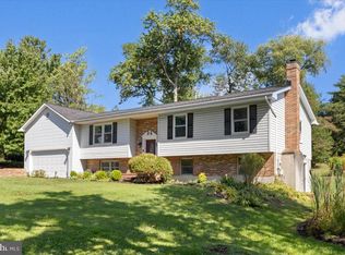 8400 Mitzy Ln, Ellicott City, MD 21043