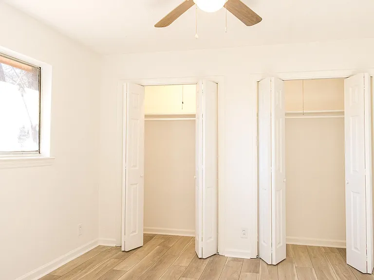 4296 Byrnewood Village Cir #4 — Photo 8