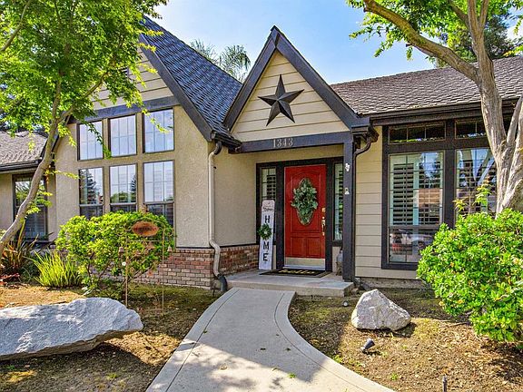 5th image of 1343 E Princeton Ct