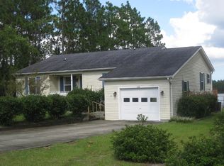 1110 Grace Rd, Southport, NC 28461