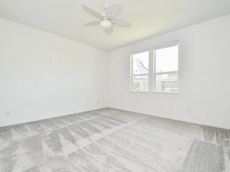 8215 Longear Ln — Photo 18