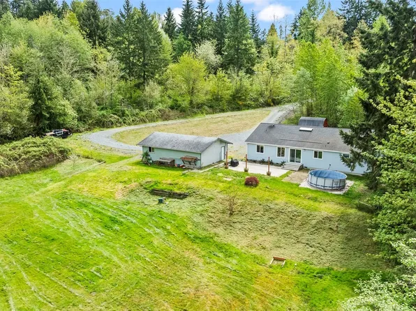 11211 Clear Lake North Road E, Eatonville, WA 98328