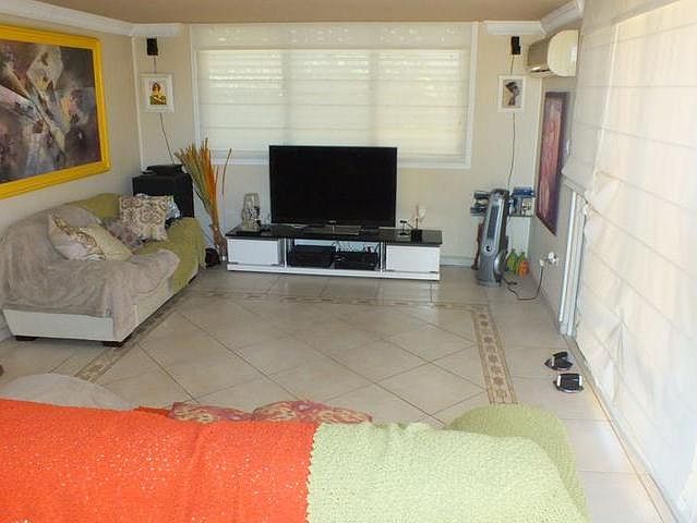 2nd image of AK53 Calle Rio Lajas