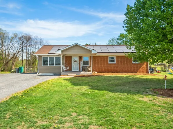 8208 George Wine Rd, Bridgewater, VA 22812