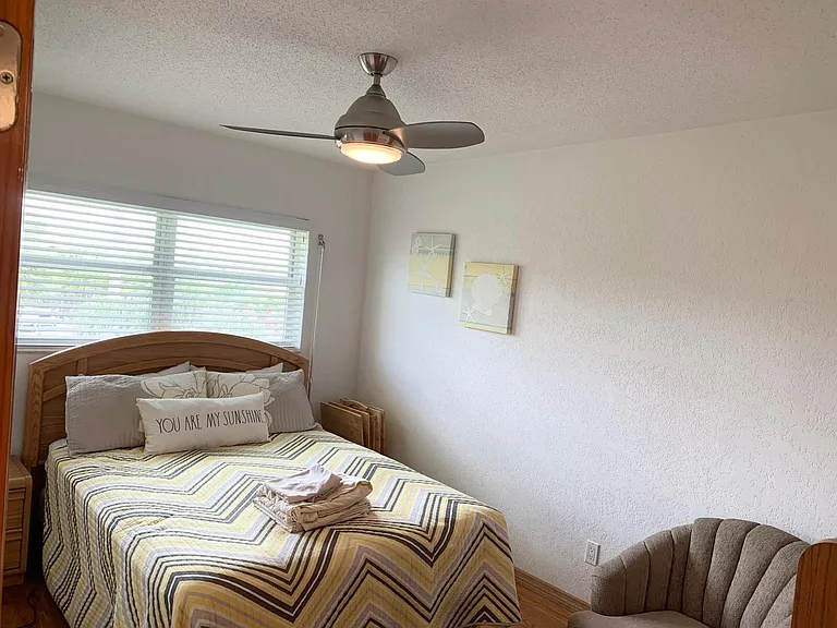 2453 NE 51st St #D309 — Photo 9
