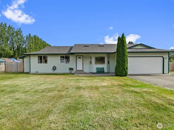 180 Kowntee Street, Camano Island, WA 98282