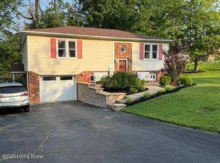 402 Embry Villa Dr, Leitchfield, KY 42754