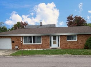 101 Mooberry St, East Peoria, IL 61611