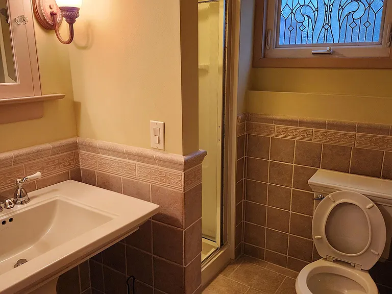 Village Green Dr — Photo 26