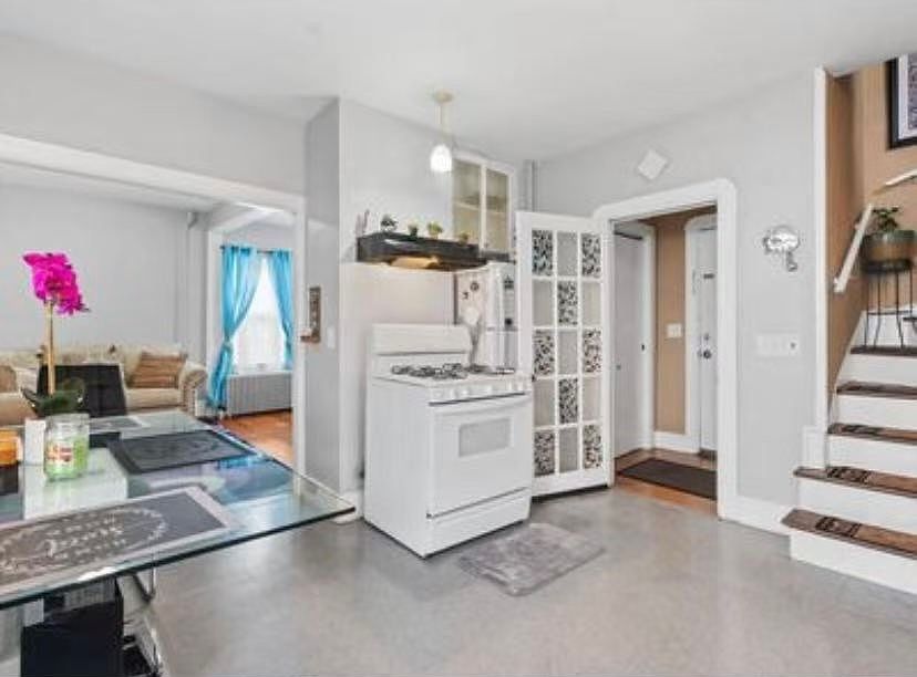 2nd image of 74 Appleton Ave #R