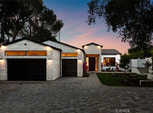 19237 Wells Dr, Tarzana, CA 91356