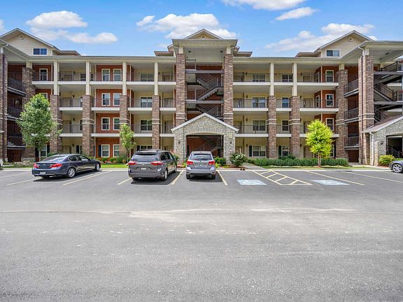 4th image of 200 Majestic Dr APT 109