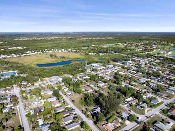8506 SE Eucalyptus Way, Hobe Sound, FL 33455