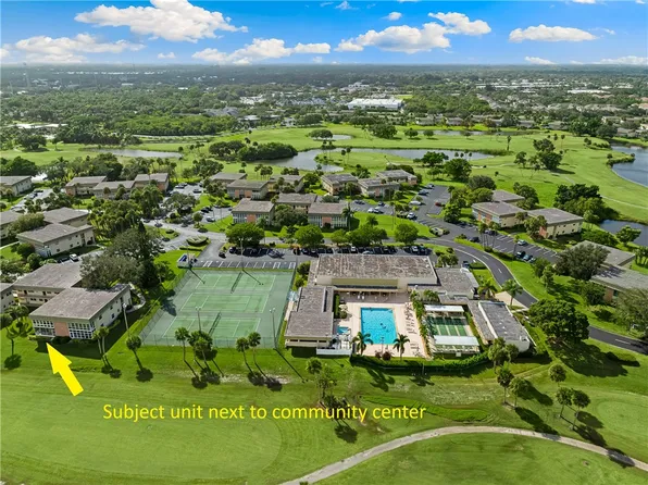 19 Vista Gardens Trl APT 106, Vero Beach, FL 32962