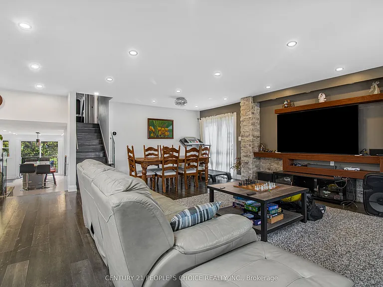 29 Skyridge Rd — Photo 3