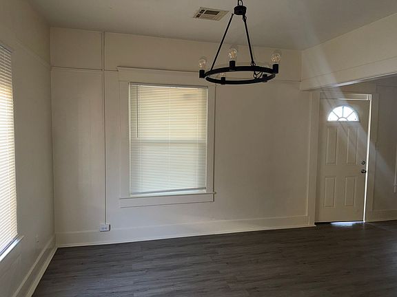 4th image of 1206 E McKinley St