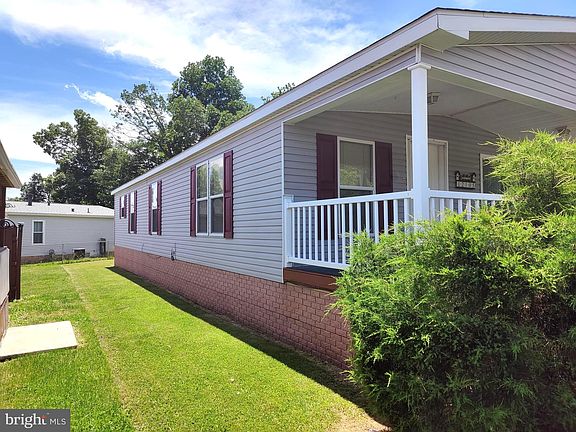 4th image of 12105 Thistle Ct
