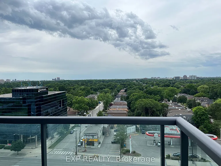 28 Harrison Garden Blvd #1608 — Photo 12
