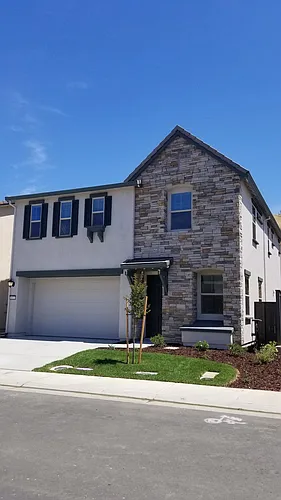 8013 Avanti Dr Photo 1