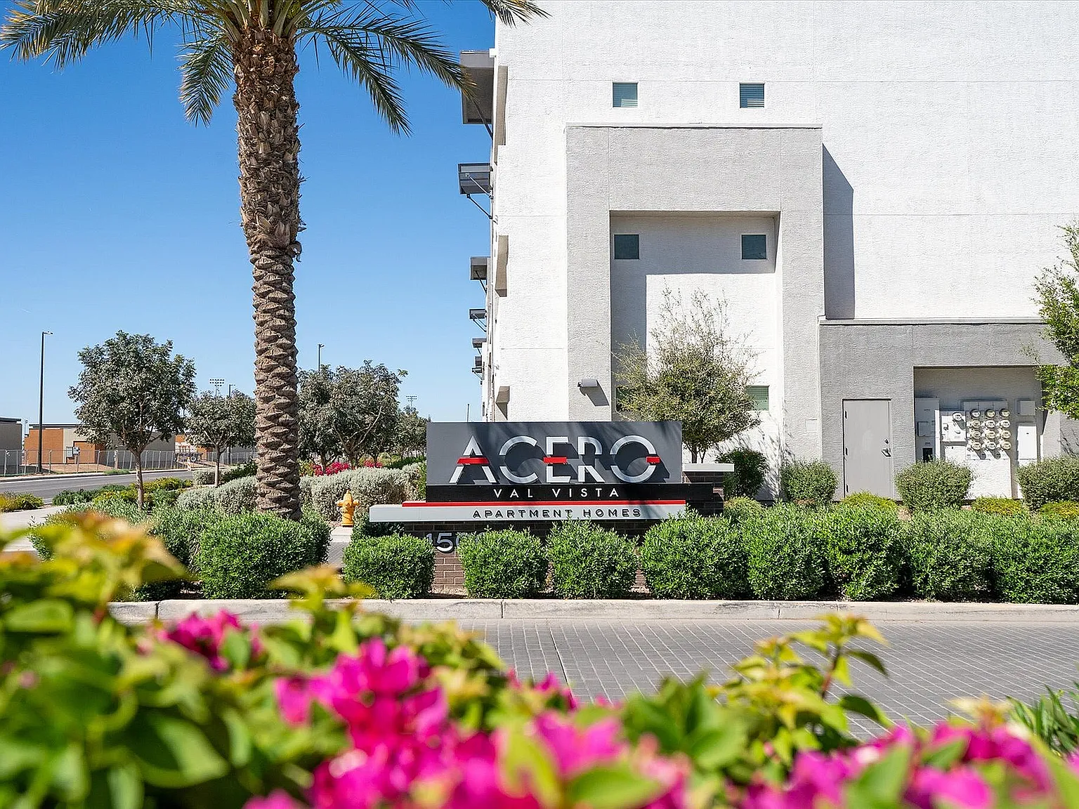 Acero Val Vista — Photo 2