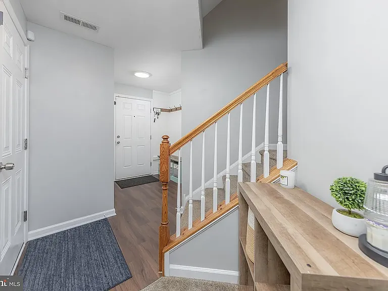 372 Concetta Dr — Photo 25