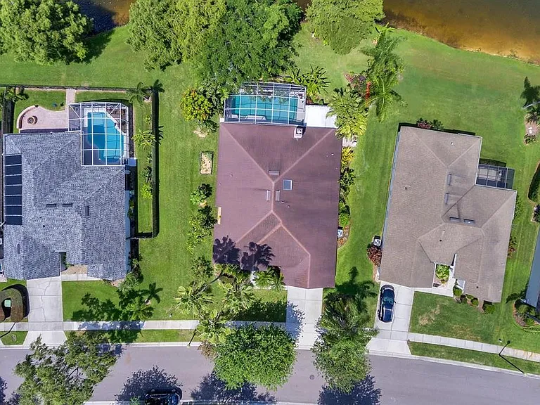 13903 Bluewater Cir — Photo 7
