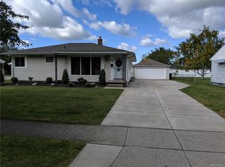 324 Glenhurst Rd, Tonawanda, NY 14150