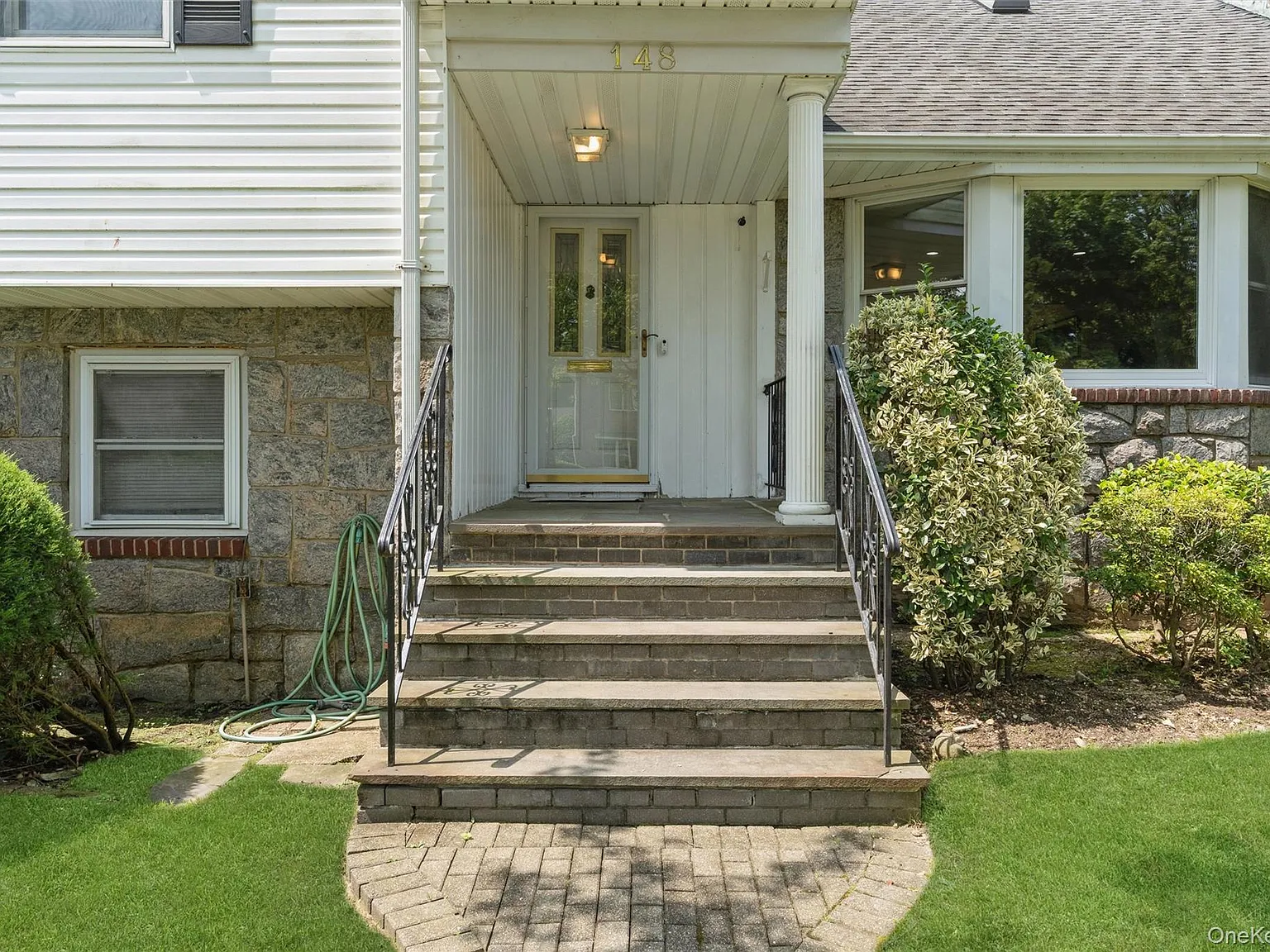 4 bed, 3.0 bath, 2608 sqft, $7,800 — Photo 2